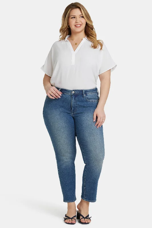 Sheri Slim Ankle Jeans In Plus Size - Clean Horizon Fashionable Frayed Hem Denim