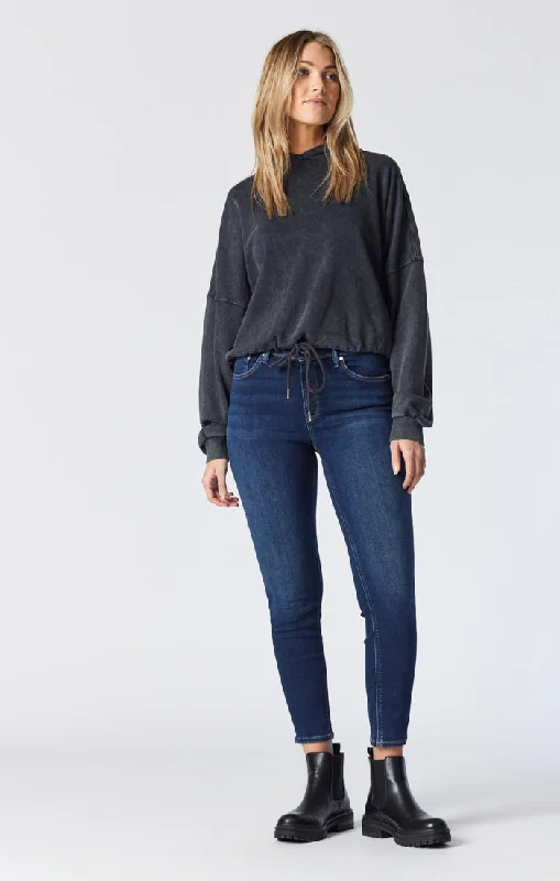 TESS SKINNY JEANS IN DARK INDIGO SHAPE Chic Faded Blue Jeans